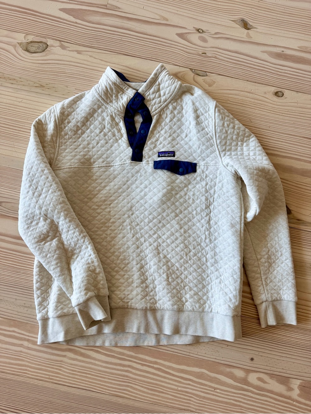 Patagonia Cream Quilted Snap Pullover with Navy Trim